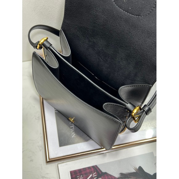 D*or bobby frame bag in black box calfskin