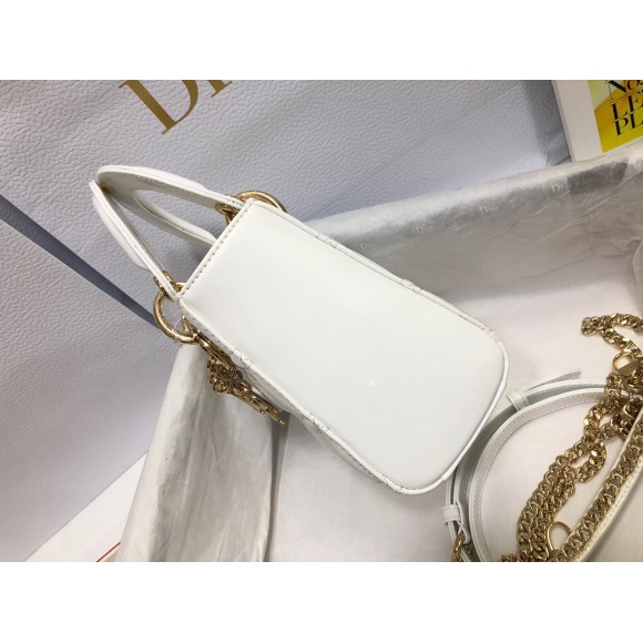 D*or lady D*or mini chain bag with chain in white patent calfskin