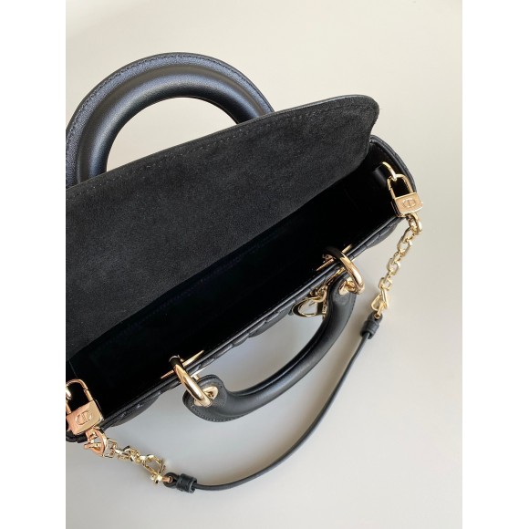 D*or lady d-joy small bag in black cannage lambskin