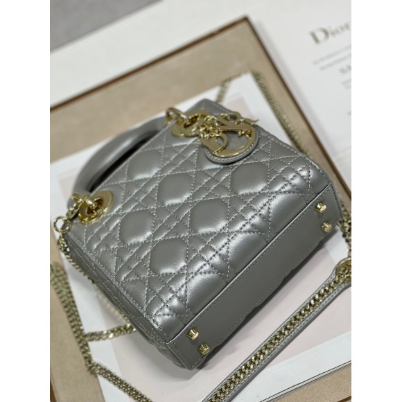 D*or lady D*or mini chain bag with chain in grey pearlescent lambskin