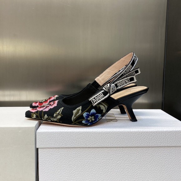 D*or j'aD*or slingback pumps 65mm in black petites fleurs embroidered cotton