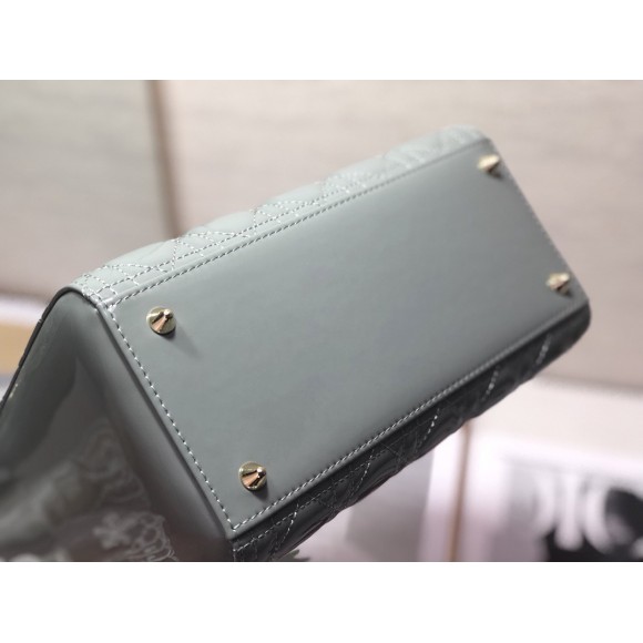 D*or lady D*or medium bag in grey patent cannage calfskin