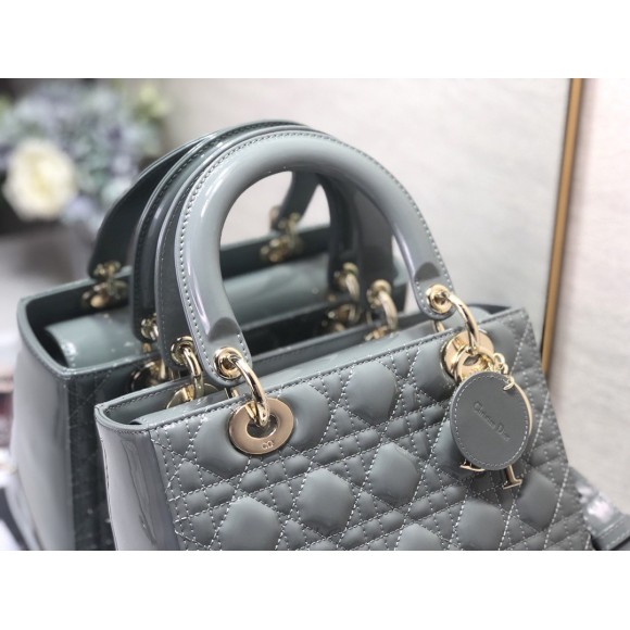 D*or lady D*or medium bag in grey patent cannage calfskin