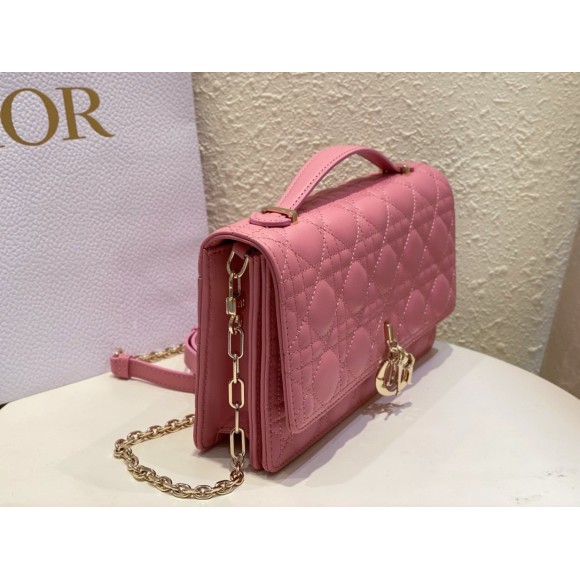 D*or miss D*or top handle bag in melocoton pink cannage lambskin