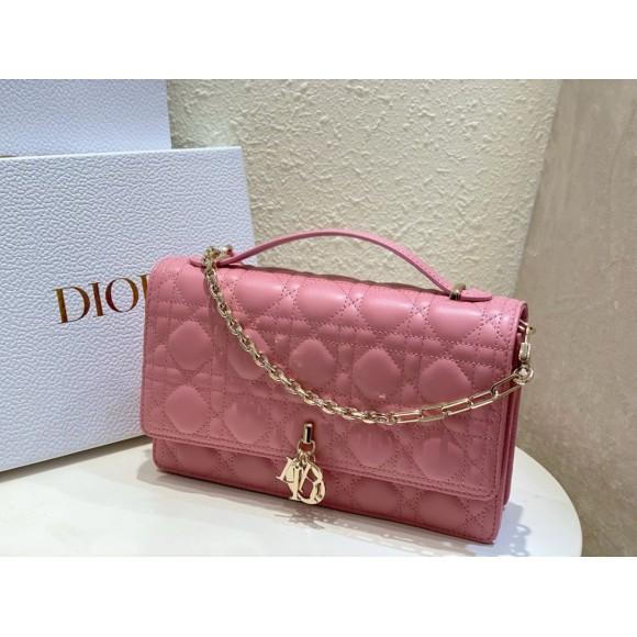 D*or miss D*or top handle bag in melocoton pink cannage lambskin