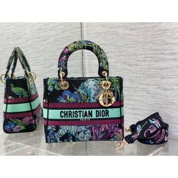 Dior Lady D-Lite Medium Bag In Blue Toile de Jouy Voyage Embroidery Dior Lady D-Lite Medium Bag In Blue Toile de Jouy Voyage Embroidery