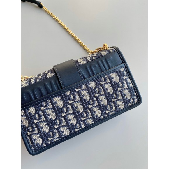 D*or 30 montaigne east-west bag with chain in blue oblique jacquard