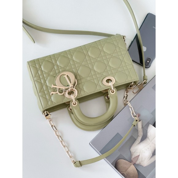 D*or lady d-joy medium bag in ethereal green cannage lambskin