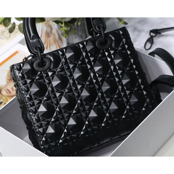 D*or lady D*or medium bag in black diamond calfskin