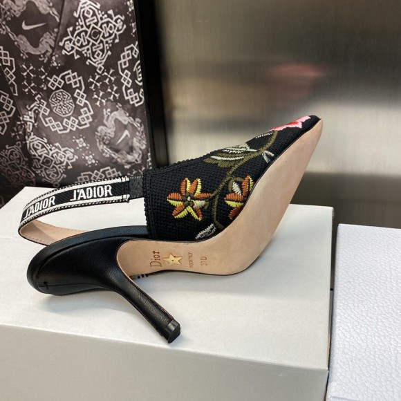 D*or j'aD*or slingback pumps 100mm in black petites fleurs embroidered cotton