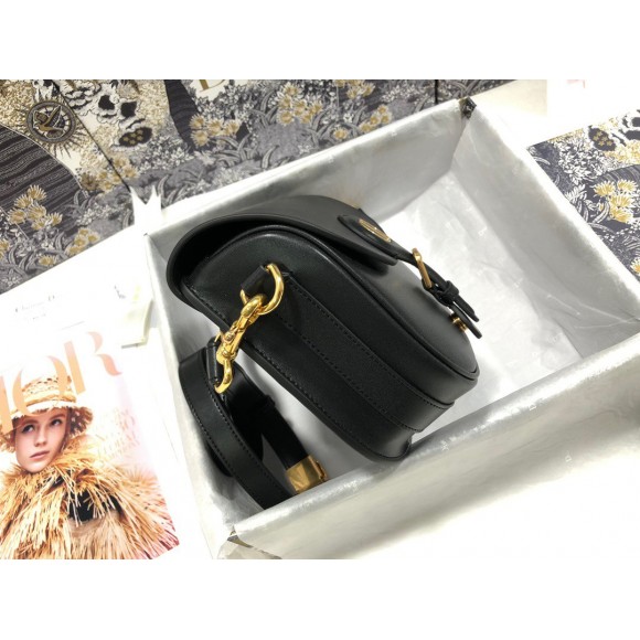 D*or bobby medium bag in black box calfskin