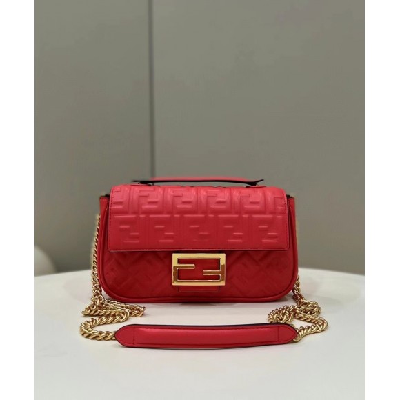 F**di baguette chain midi bag in red nappa leather