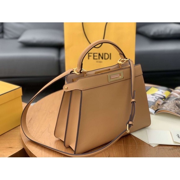 F**di peekaboo iseeu medium bag in beige calfskin