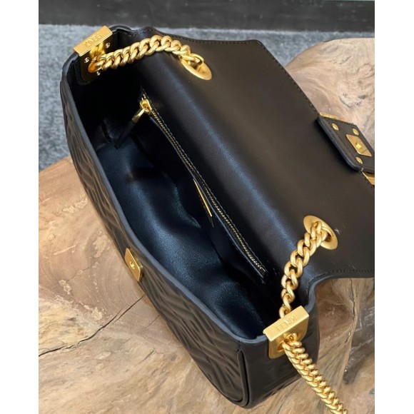 F**di baguette chain midi bag in black nappa leather