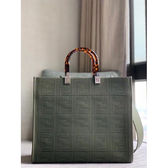 F**di sunshine medium tote bag in green ff fabric