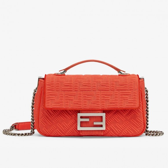 F**di baguette chain midi bag in piment ff fabric