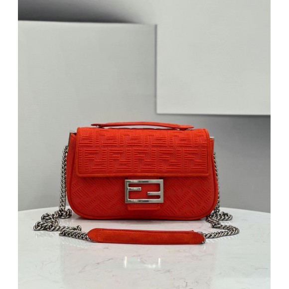 F**di baguette chain midi bag in piment ff fabric