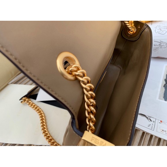 F**di baguette chain midi bag in taupe nappa leather