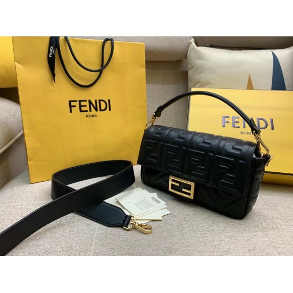 F**di medium baguette bag in black ff nappa leather