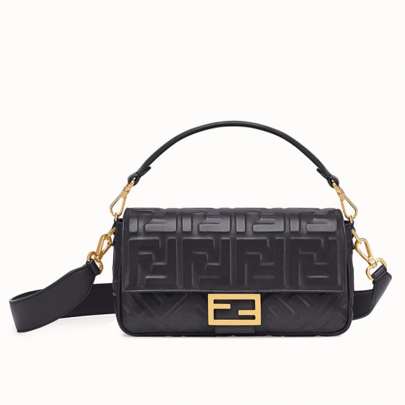 F**di medium baguette bag in black ff nappa leather