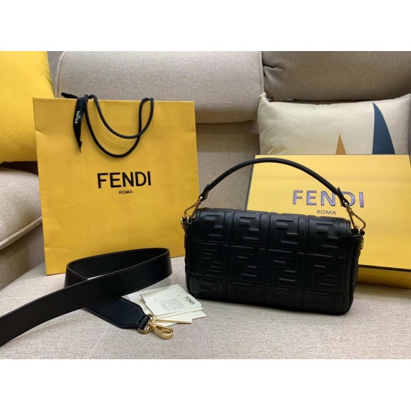 F**di medium baguette bag in black ff nappa leather