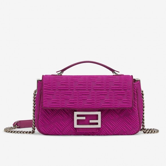 F**di baguette chain midi bag in fuchsia ff fabric