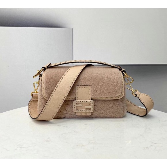 F**di medium baguette bag in beige shearling