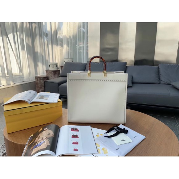 F**di sunshine large tote bag in white calfskin