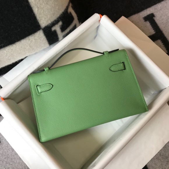 H**mes kelly pochette clutch bag in vert criquet epsom leather