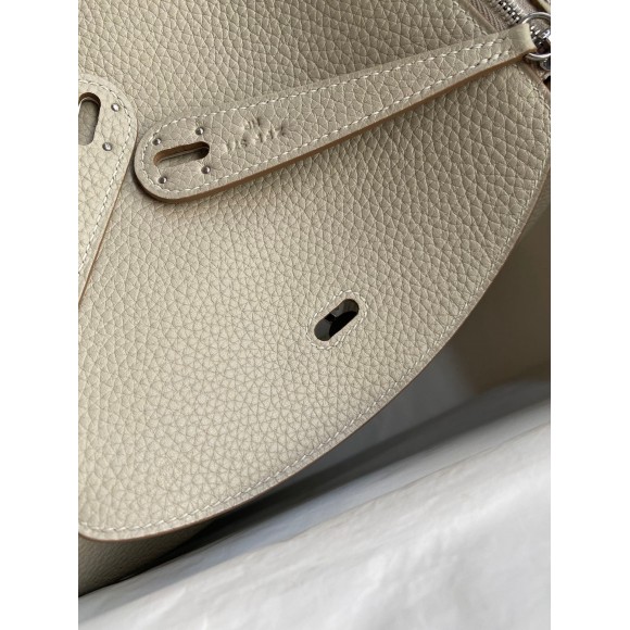 Hermes Lindy 26 Handmade Bag In Beton Clemence Leather Hermes Lindy 26 Handmade Bag In Beton Clemence Leather