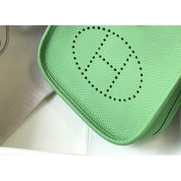 H**mes evelyne iii mini bag in vert criquet clemence leather