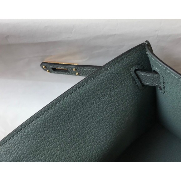 H**mes kelly pochette clutch bag in vert amande epsom leather