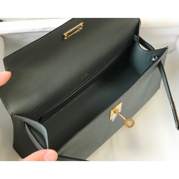 H**mes kelly pochette clutch bag in vert amande epsom leather