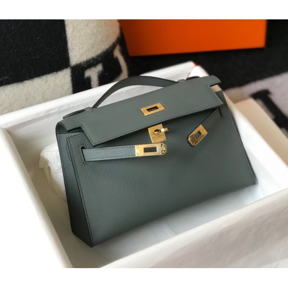 H**mes kelly pochette clutch bag in vert amande epsom leather