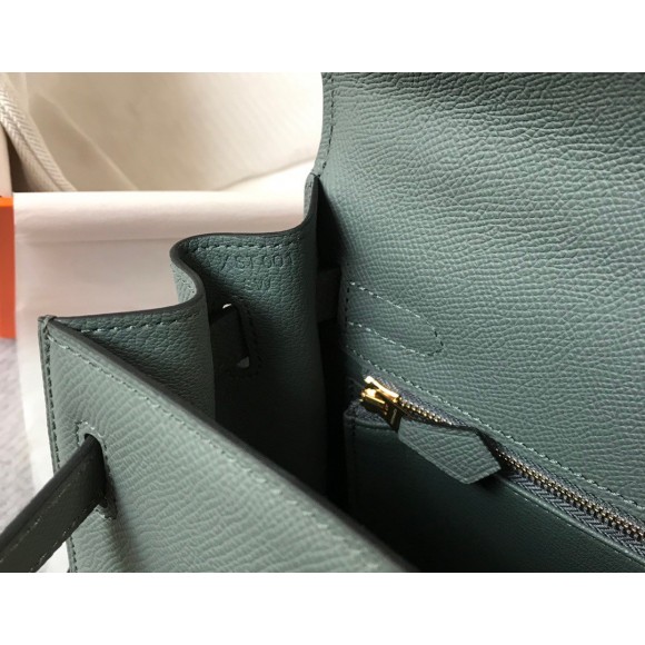 H**mes kelly 25cm sellier bag in vert amande epsom calfskin ghw