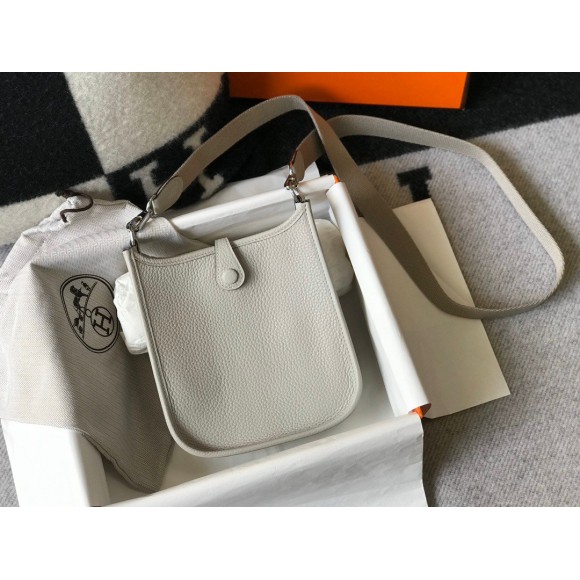 H**mes evelyne iii mini bag in pearl grey clemence leather