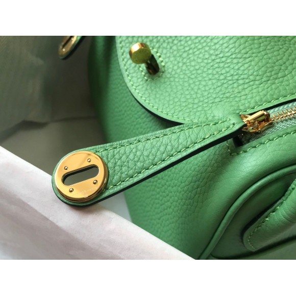 H**mes lindy mini bag in vert criquet clemence leather ghw