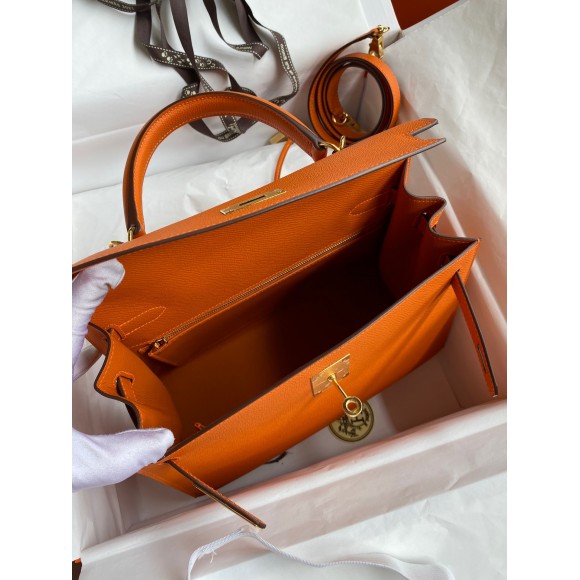 H**mes kelly sellier 28 handmade bag in orange epsom calfskin