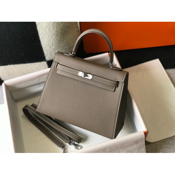 H**mes kelly 25cm sellier bag in taupe epsom calfskin phw