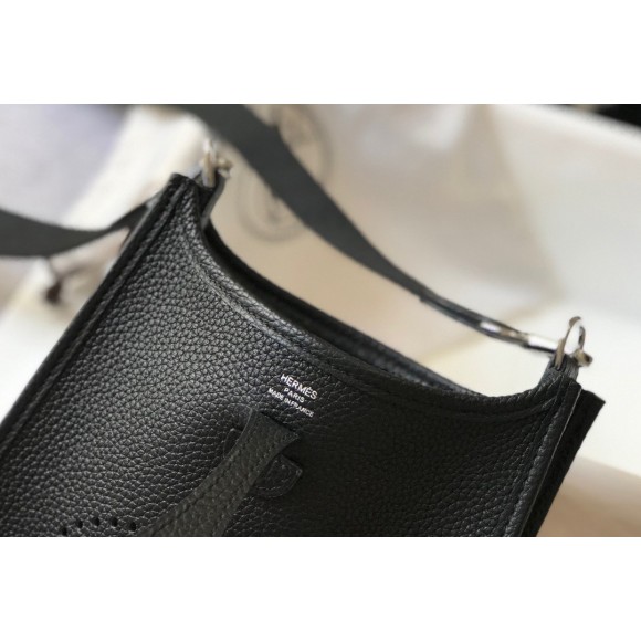 H**mes evelyne iii mini bag in black clemence leather