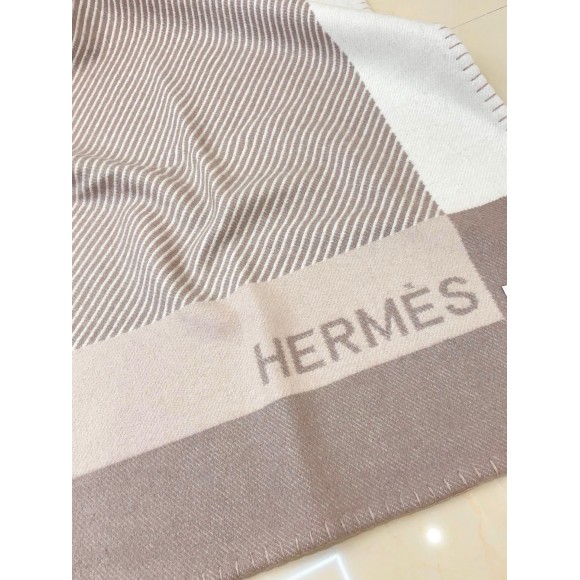 H**mes h riviera blanket in beige wool and cashmere