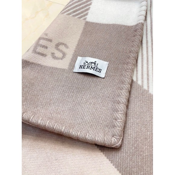 H**mes h riviera blanket in beige wool and cashmere