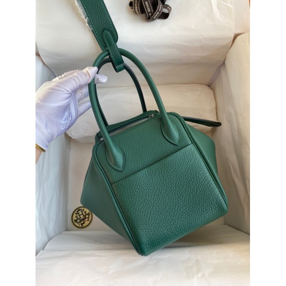 Hermes Lindy 26 Handmade Bag In Malachite Clemence Leather Hermes Lindy 26 Handmade Bag In Malachite Clemence Leather