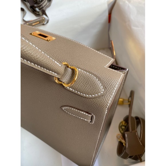 H**mes kelly sellier 28 handmade bag in taupe epsom calfskin