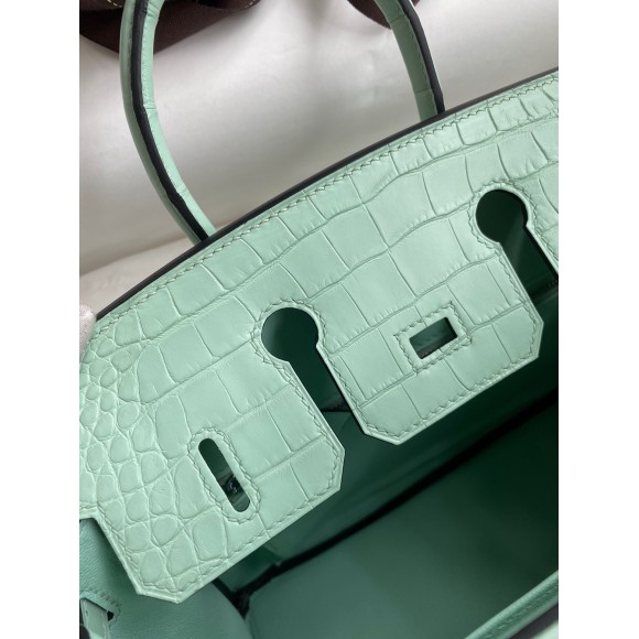 H**mes birkin 25 retourne handmade bag in vert d'eau matte alligator leather