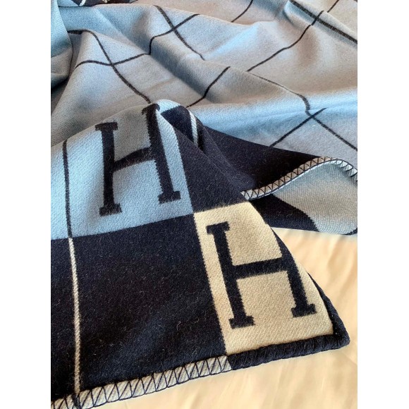 H**mes avalon iii throw blanket in blue wool and cashmere