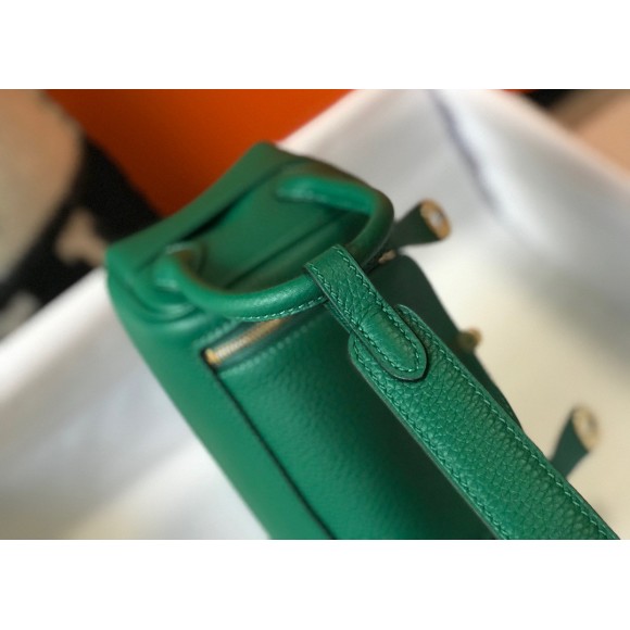 H**mes lindy mini bag in malachite clemence leather ghw