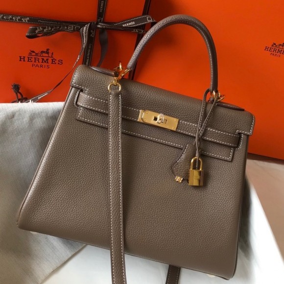 H**mes kelly 25cm retourne bag in taupe clemence leather ghw