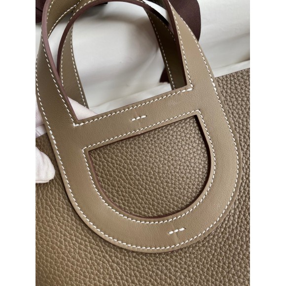 H**mes in the loop 18 handmade bag in taupe clemence leatherther