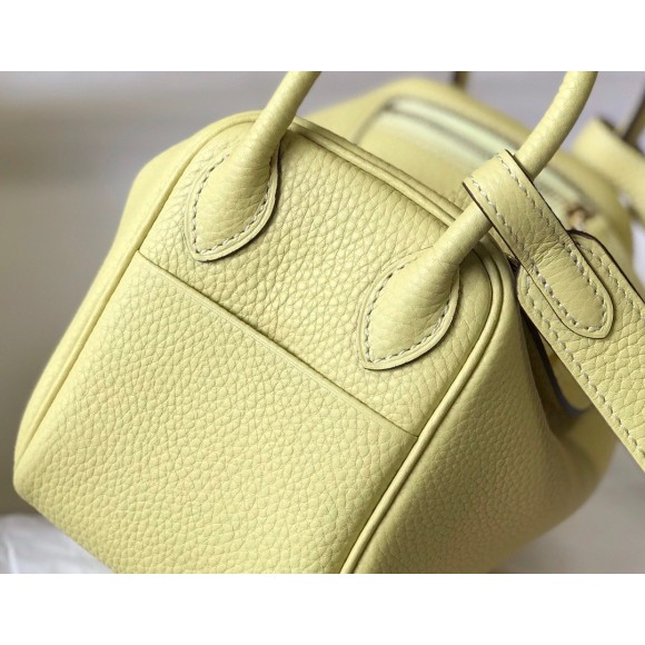 H**mes lindy mini bag in jaune poussin clemence leather ghw